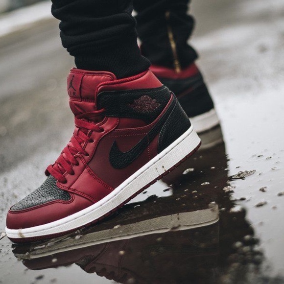 Jordan Other - Men's Jordan 1 Mid "Reverse Banned" (Size 16)*